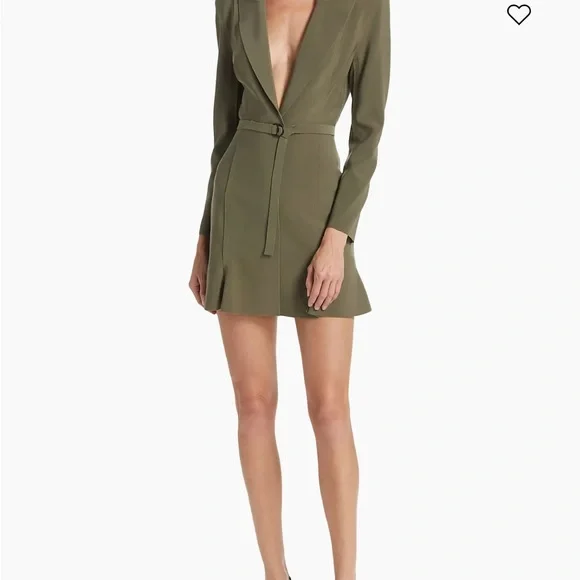 Norma Kamali
Belted Long-Sleeve Minidress NWOT COLOR MILITARY
Size small - Picture 3 of 7